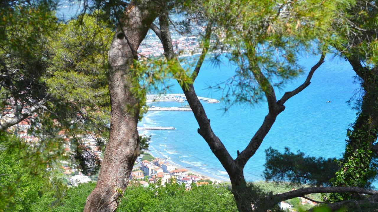 Torre Alpicella Holiday Home, A Scenic Escape Into Nature And Relaxation Diano Marina Eksteriør billede